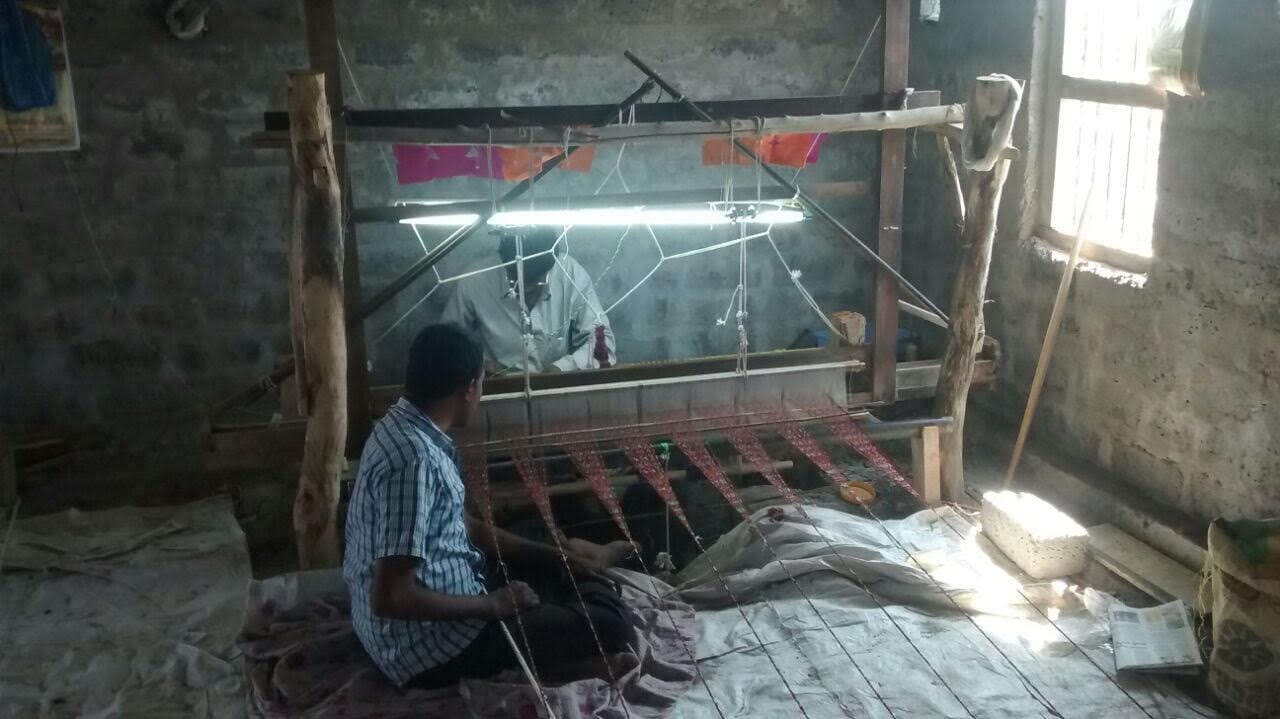Weavers empowered by TadEkam Foundation